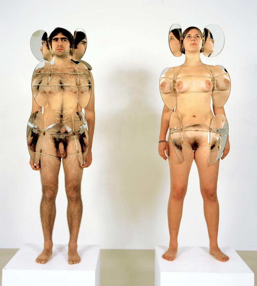 naked in a museum #105772922