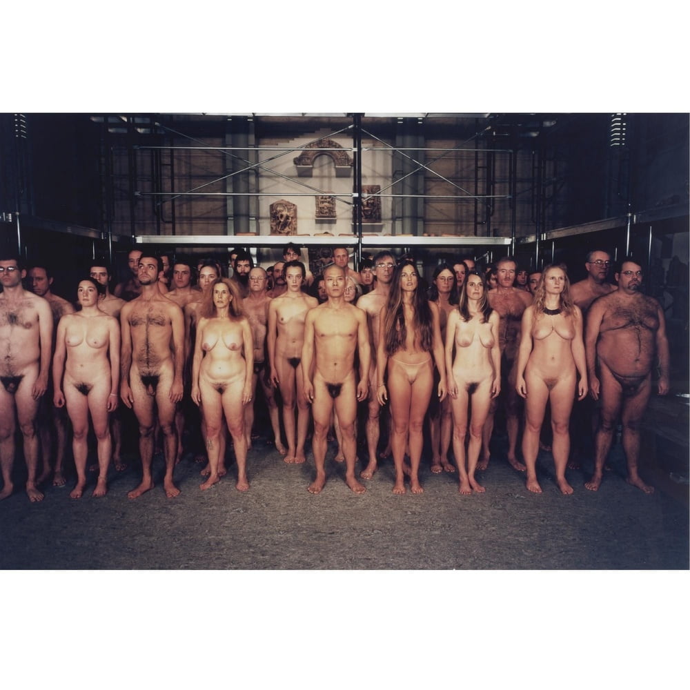 naked in a museum #105772926