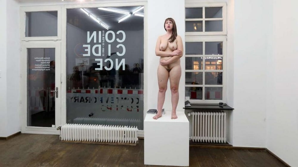 naked in a museum #105772933
