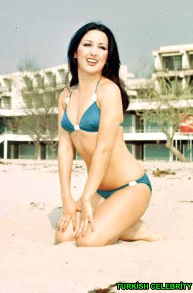 Türkische Berühmtheit retro pic turk vitage Nylonsocken erotisch
 #102765020