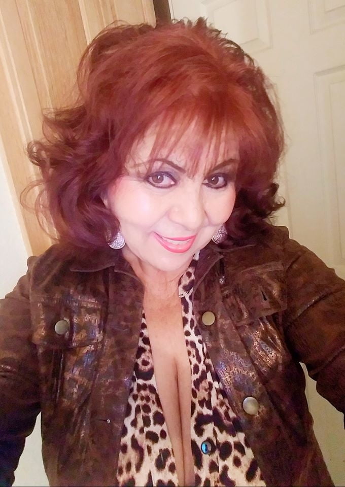 Facebook milfs
 #105655646