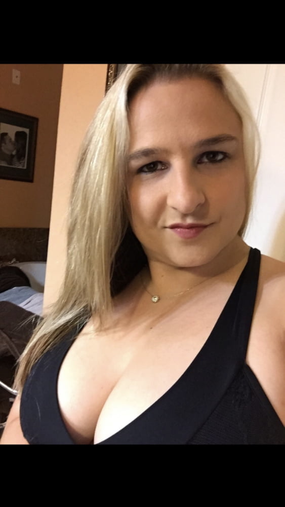 Janet the Alleygator from Texas #80781869