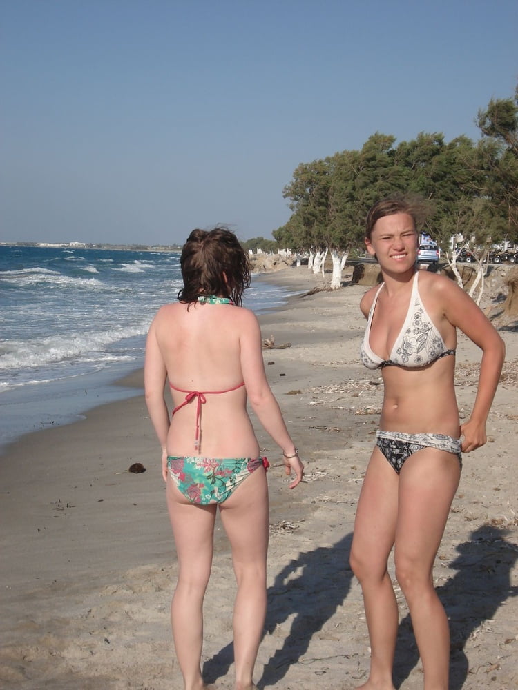 milfs and gilfs exibe on public #91335110