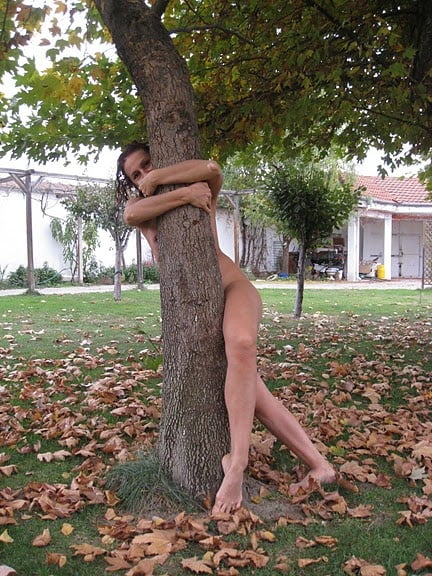 milfs and gilfs exibe on public #91335266