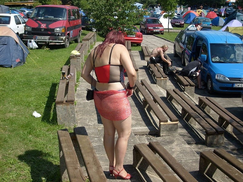 milfs and gilfs exibe on public #91335280