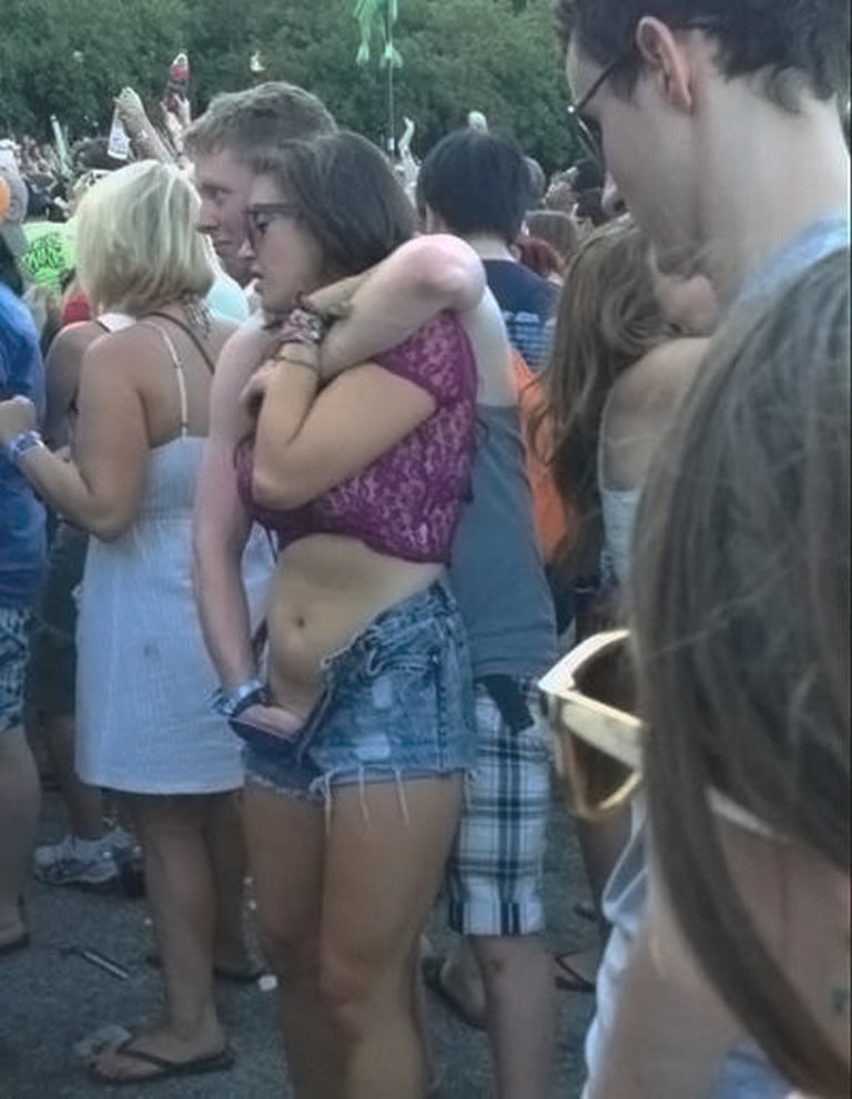 milfs and gilfs exibe on public #91335516