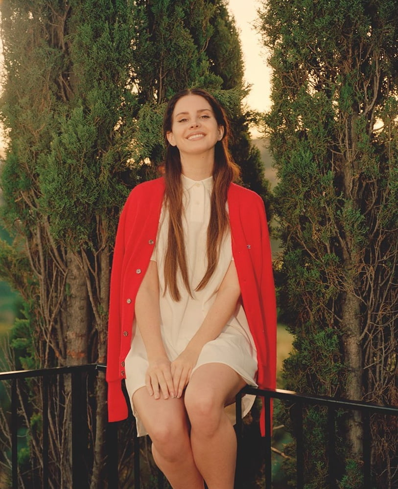 Lana del rey contro il tuo cazzo #106350560