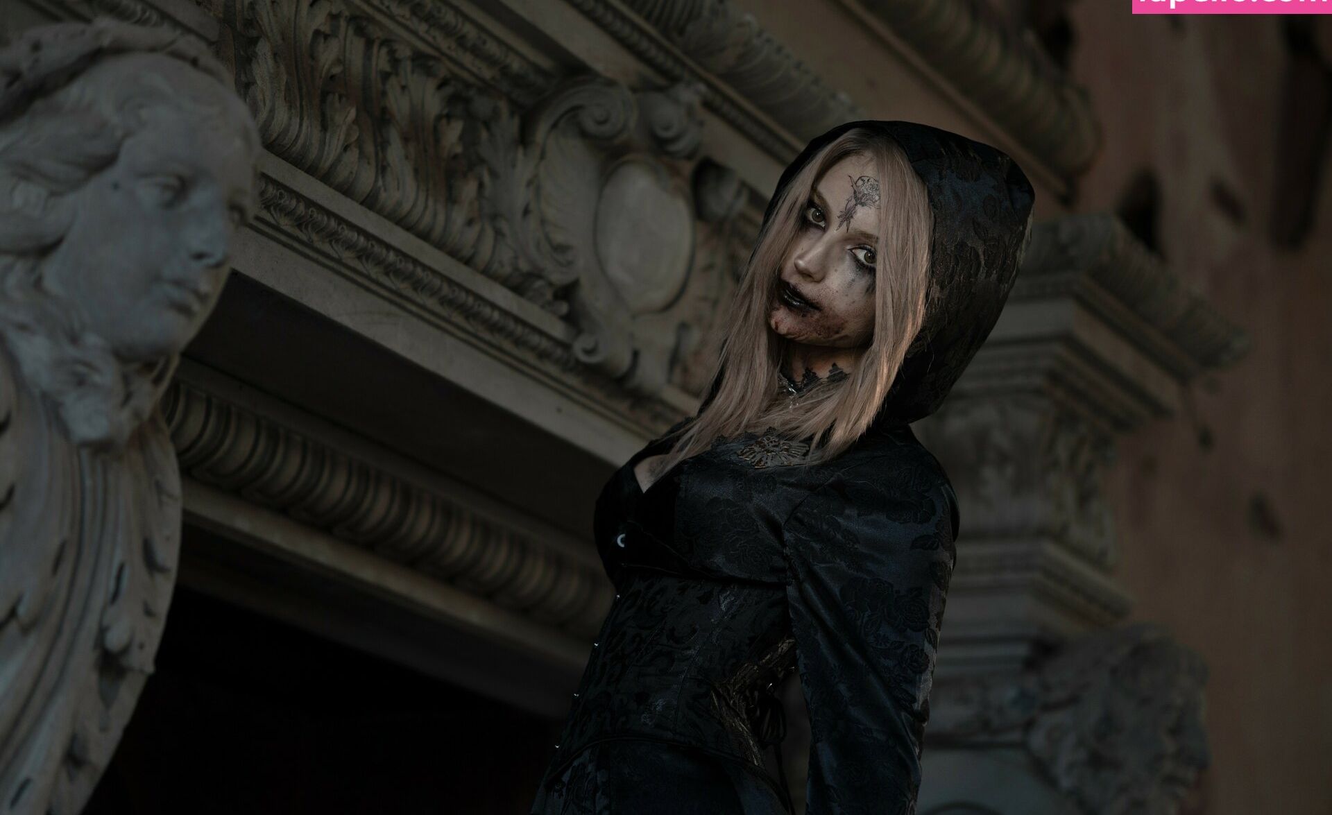 Himeecosplay desnuda #109697145