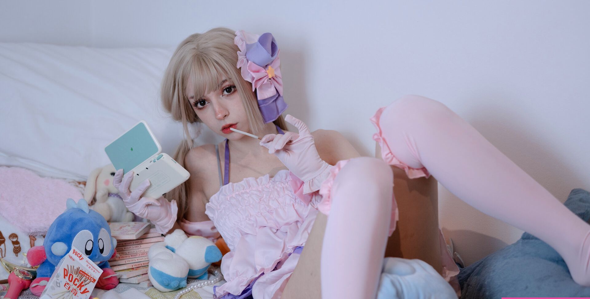 Himeecosplay desnuda #109697294