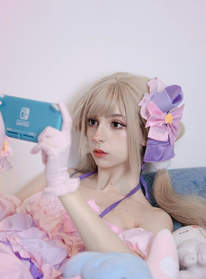 Himeecosplay desnuda #109697295