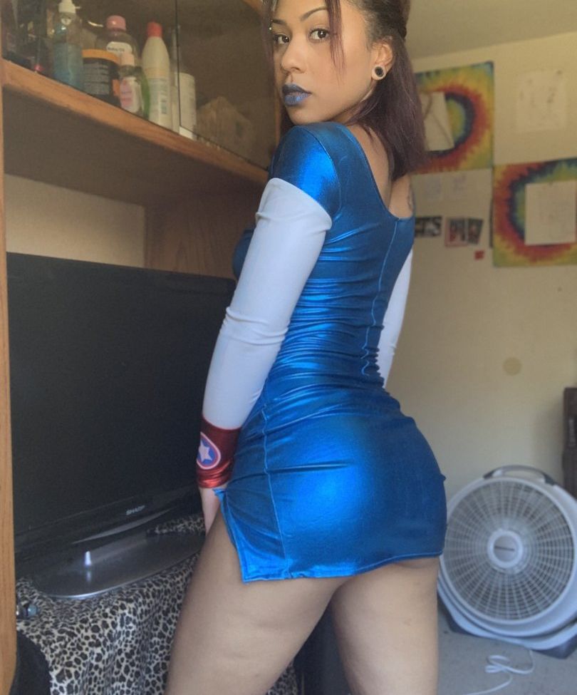 The Lovely Luna desnuda #108113244