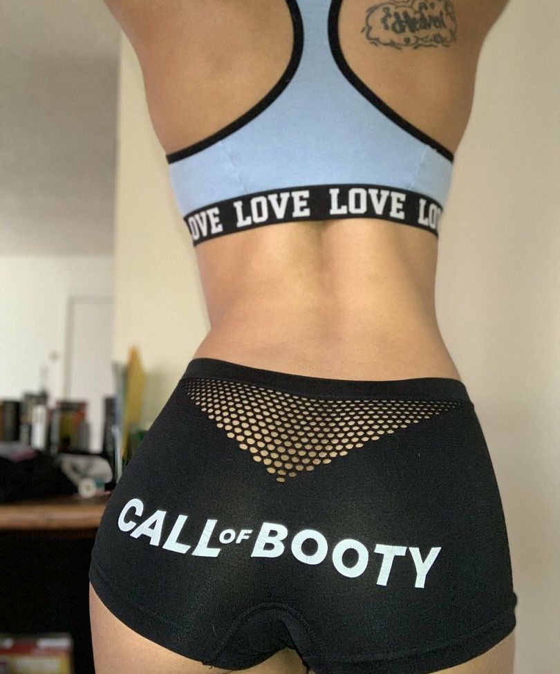 The Lovely Luna desnuda #108113295