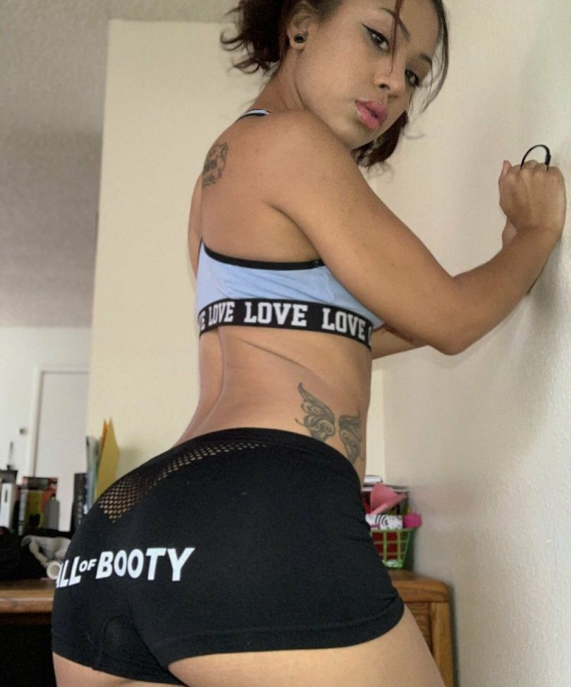 The Lovely Luna desnuda #108113296