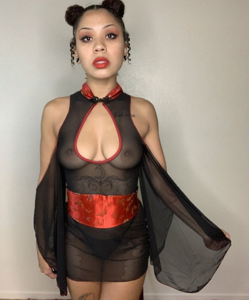 The Lovely Luna desnuda #108113326