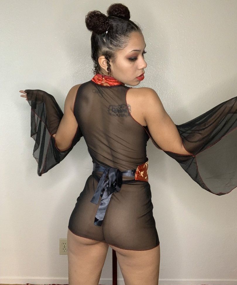 The Lovely Luna desnuda #108113333