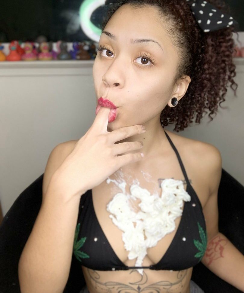 The Lovely Luna desnuda #108113338