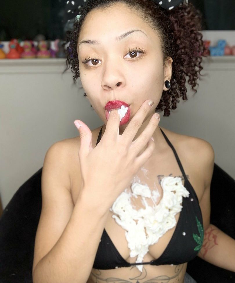 The Lovely Luna desnuda #108113342