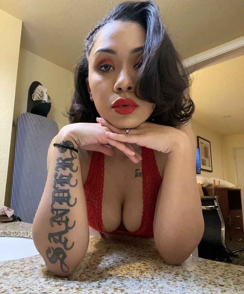 The Lovely Luna desnuda #108113415