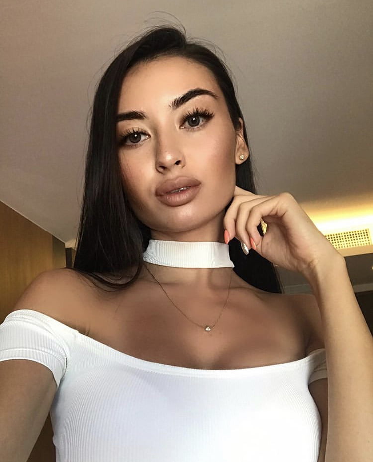 Kzサニヤ
 #88950472