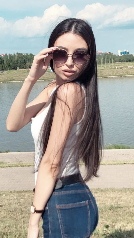 Kz saniya
 #88950593