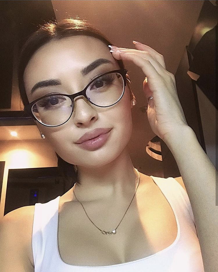 Kz saniya
 #88950645