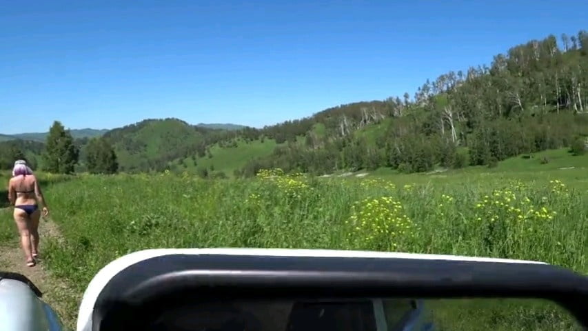 Una nostra passeggiata in montagna #90908419