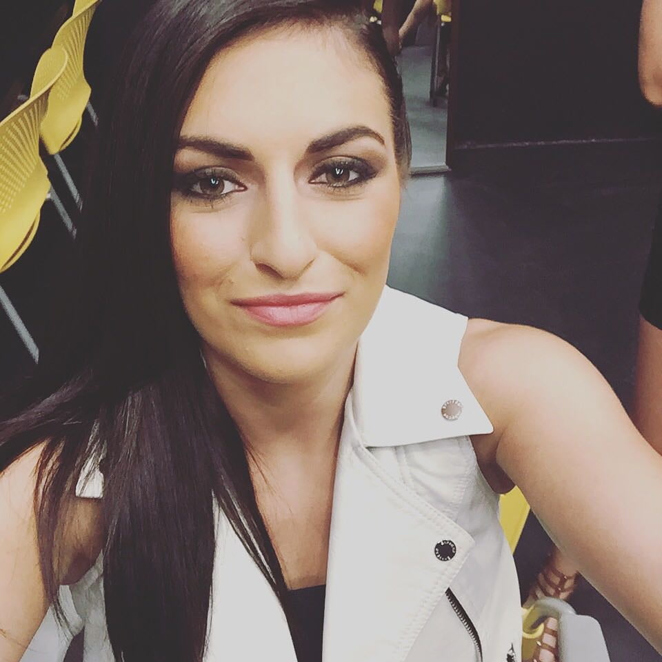 Sonya deville
 #97910142