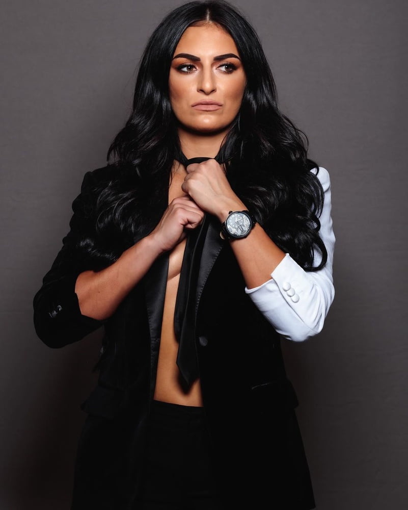 Sonya deville
 #97910295