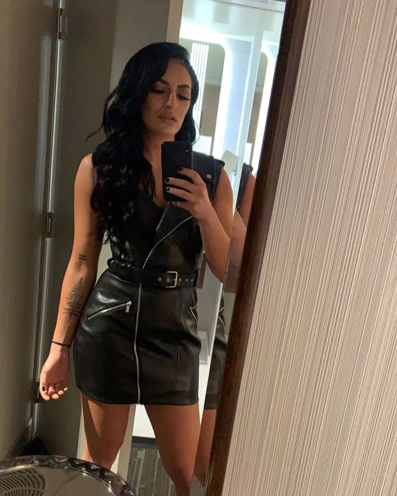 Sonya deville
 #97910324