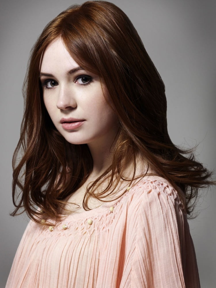 Karen gillan
 #98150959