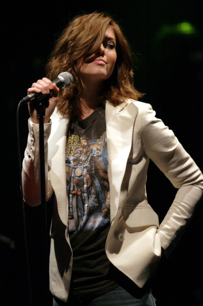 Mandy Moore - Best Buy Live Presents In Concert (2 Jun 2009) #87405084