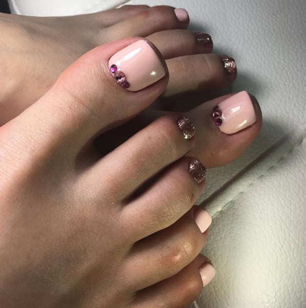 Real Pedicured Toes &amp; Feet #88516266