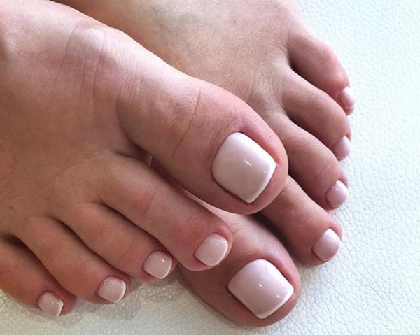 Real Pedicured Toes &amp; Feet #88516274