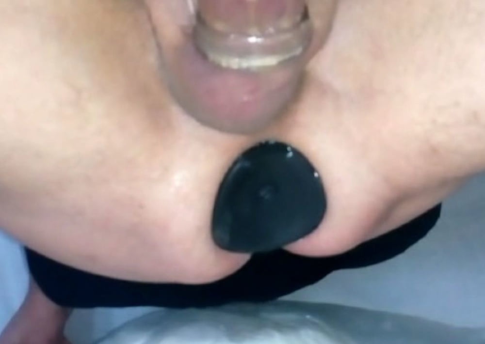 Two hands-free cumshots in 6 minutes #106987471