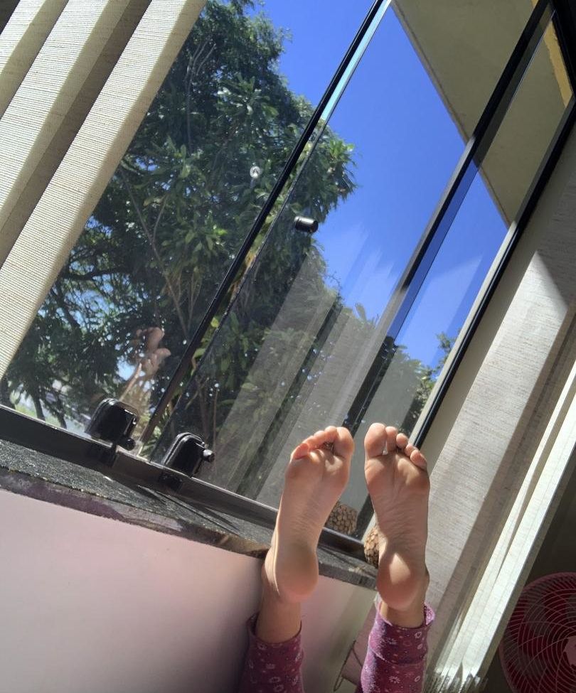 ThatAFeet desnuda #108123430