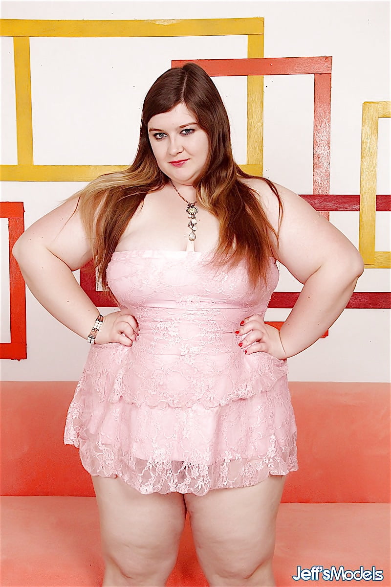 Cute and chubby BBW Saphire Rose turns hot #107088093