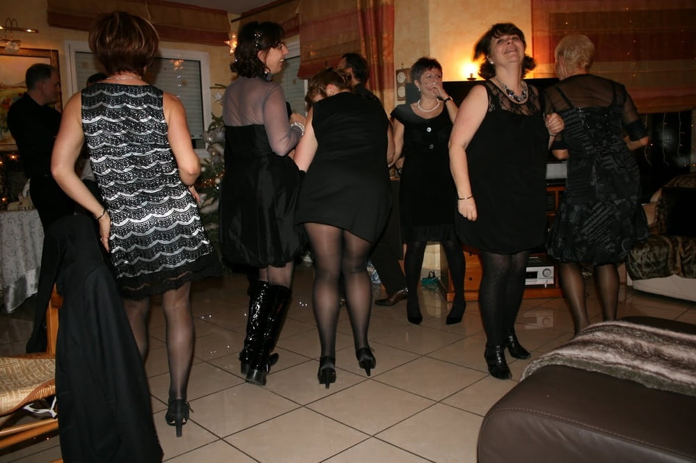 Reife auf privater Party
 #94476844