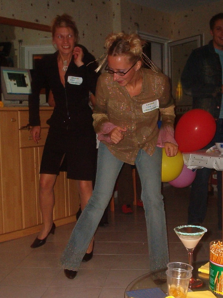 Reife auf privater Party
 #94476911