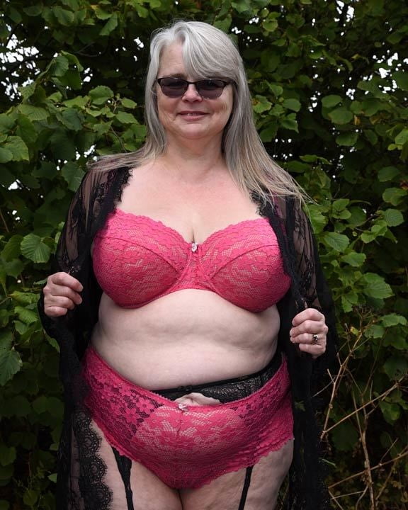Tracy, sexy UK FAT GILF Slut #80074809