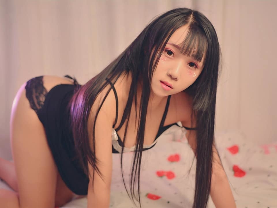 Asiático adicto 98
 #99309829