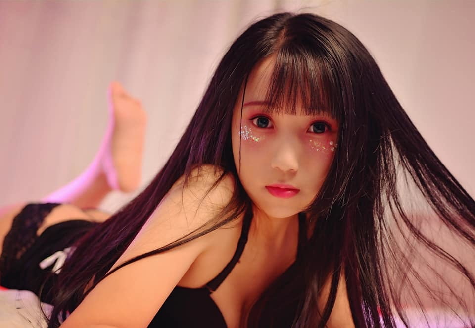 Asiático adicto 98
 #99310003