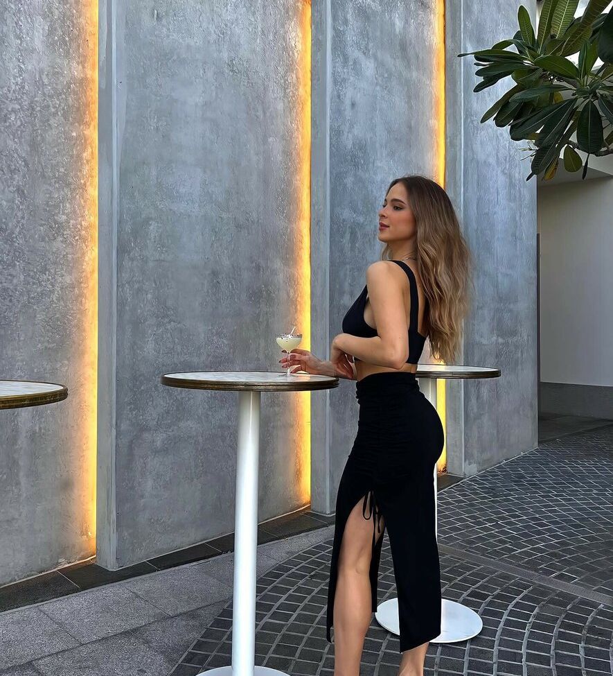 Katya Samilova desnuda #108563236