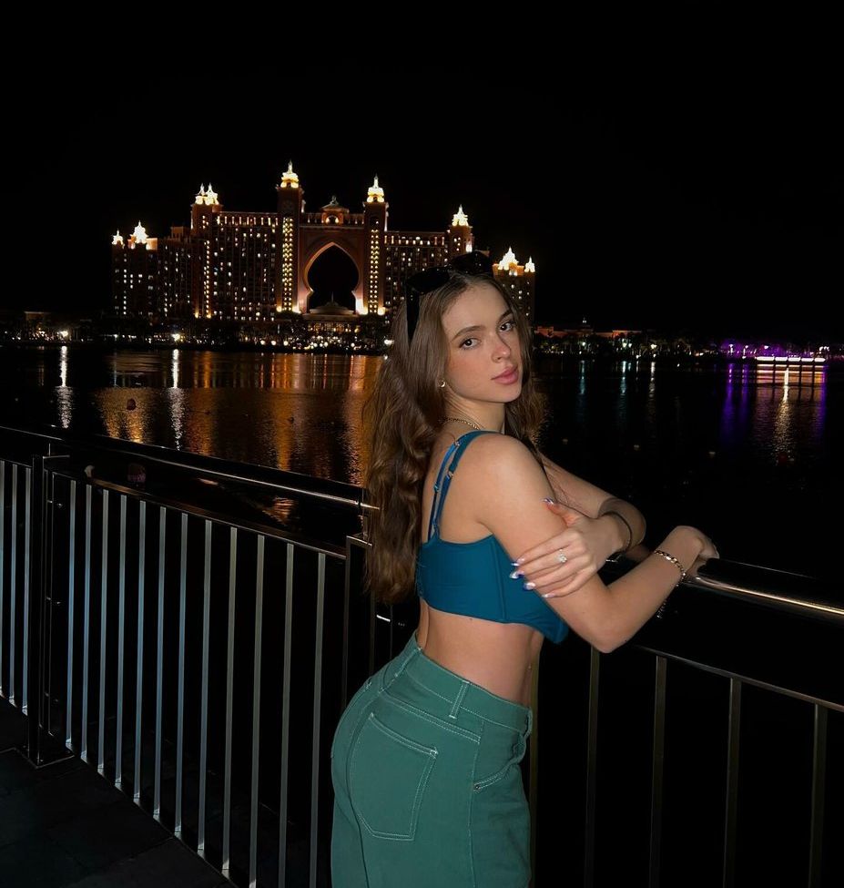 Katya Samilova desnuda #108563256