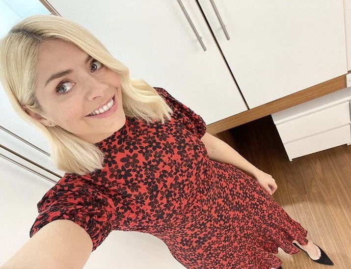 Holly Willoughby
 #100060368