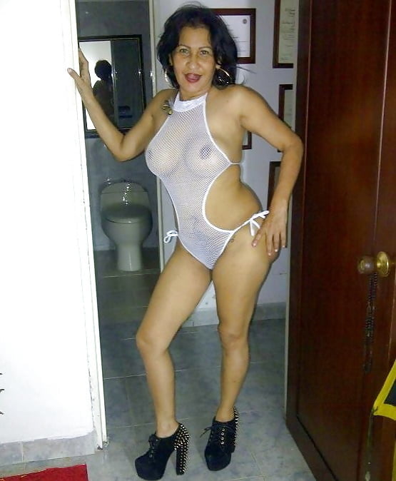 MATURES DRESSED LIKE SLUTS 10 #100515081