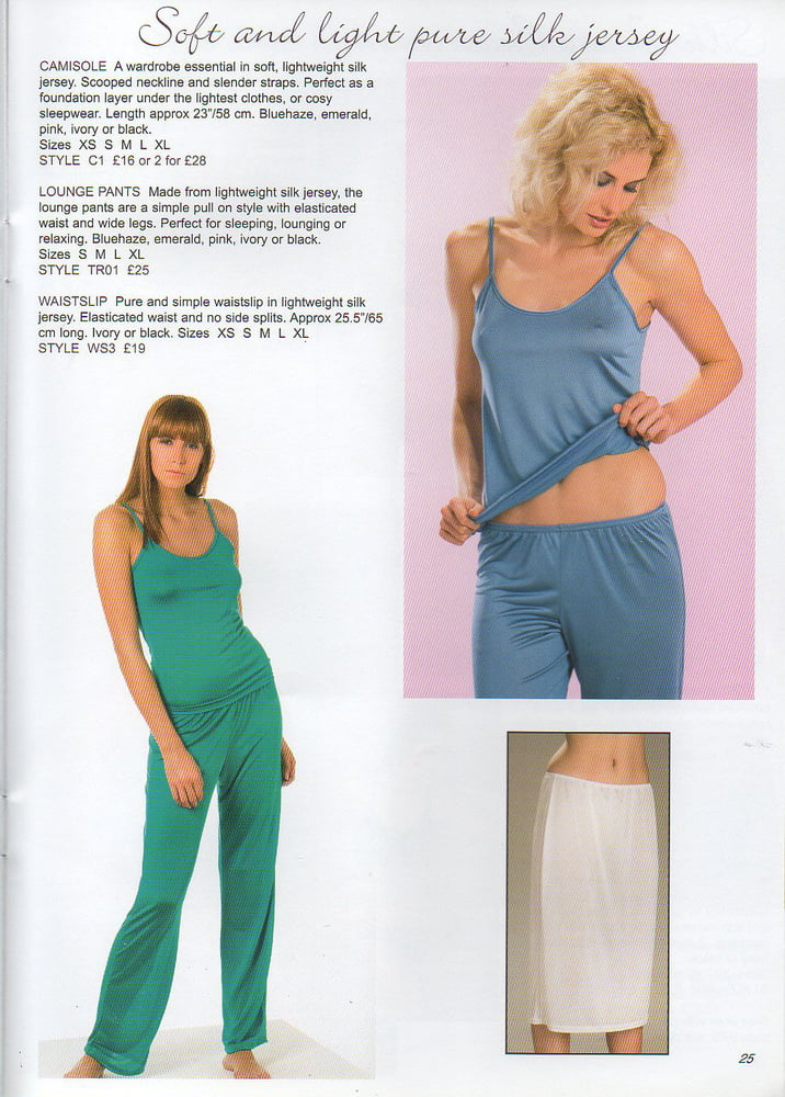 Vintage sulis catalogue 2010 - lingerie en soie
 #103458877