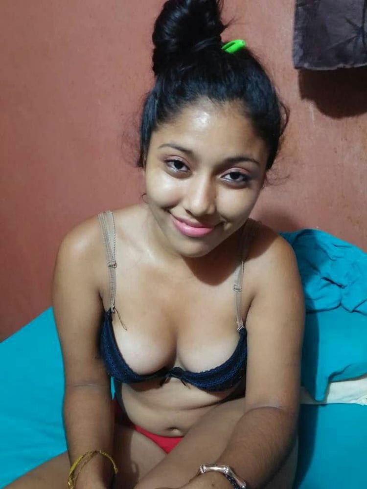 Latina 16
 #81489371