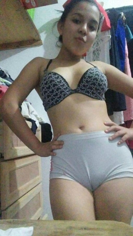 Latina 16
 #81489448