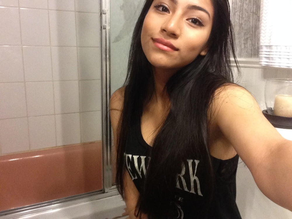 Amateur morena 224
 #103136641