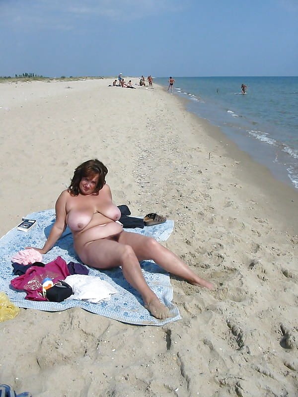 Chubby girls on the nudist beach #107092561